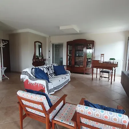 La Bouganville Apartment Mola di Bari
